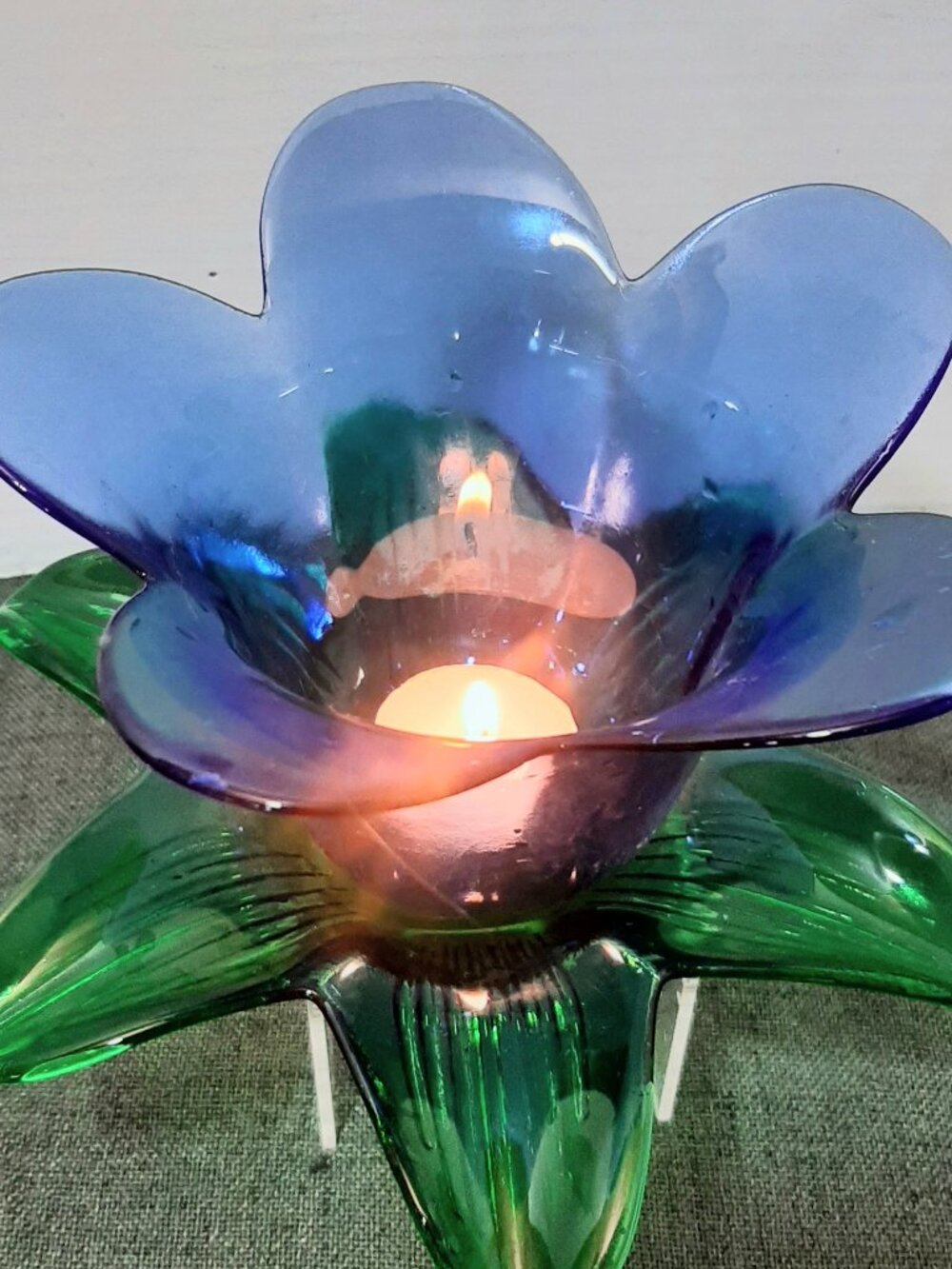 Nova Boda Art Glass Tulip Candle Holder